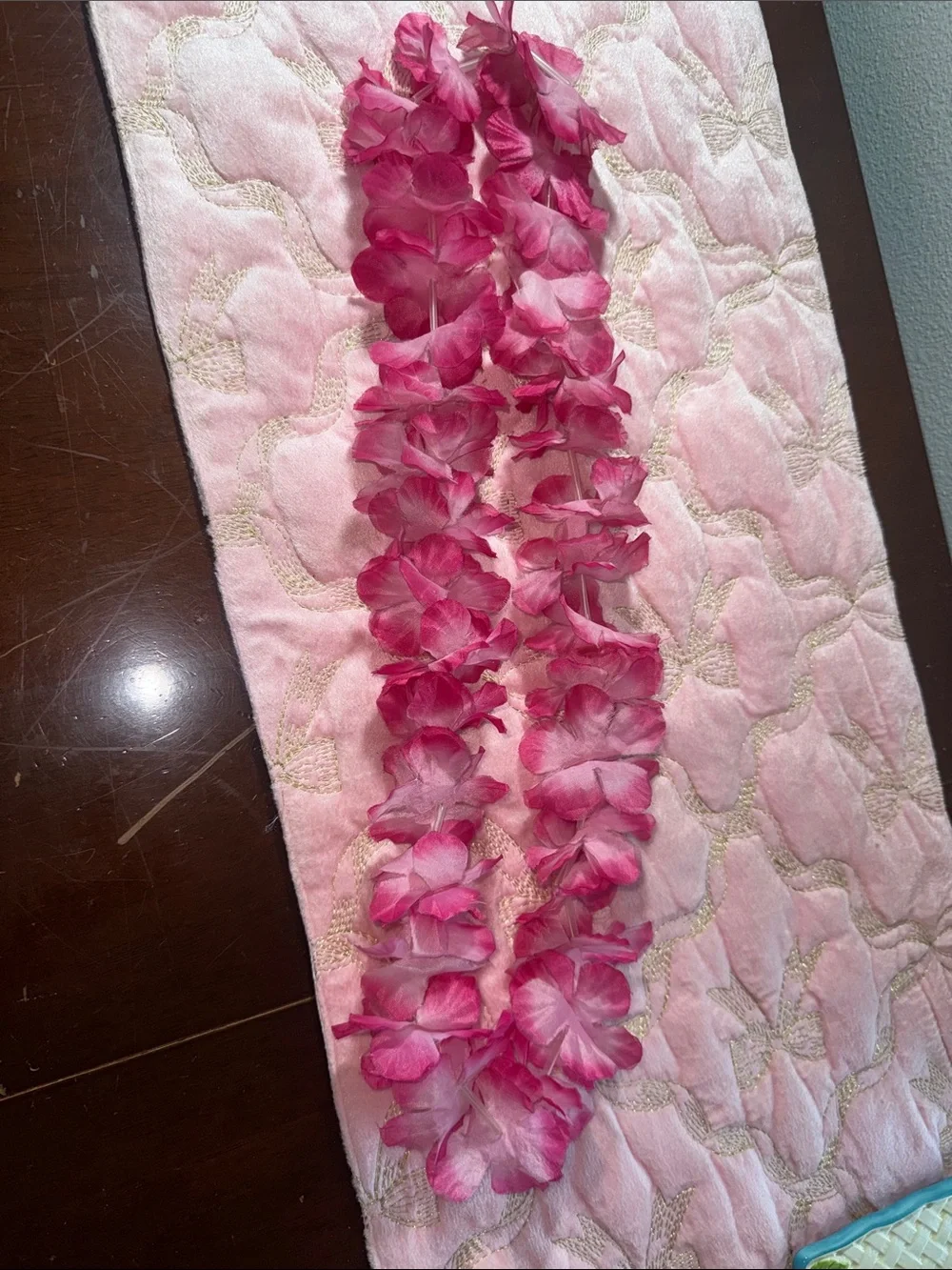 Pink lei